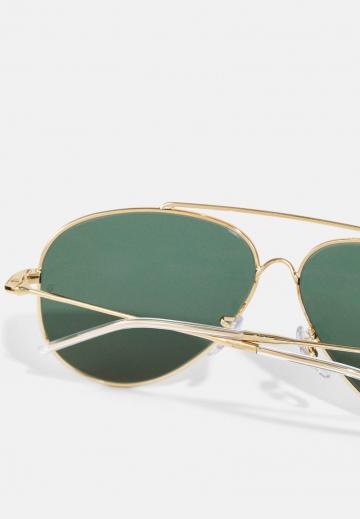 Солнечные очки