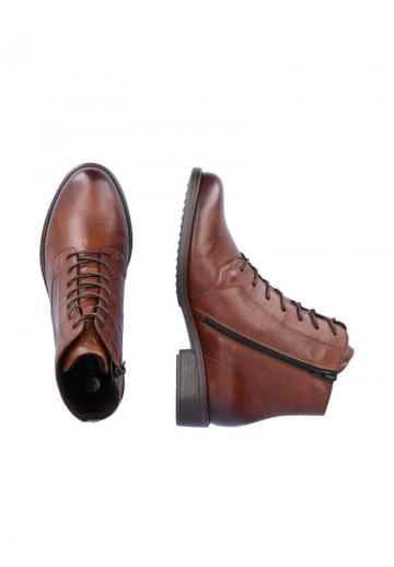 Ботинки на шнуровке