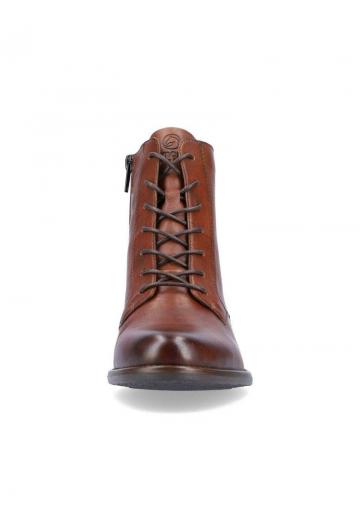 Ботинки на шнуровке