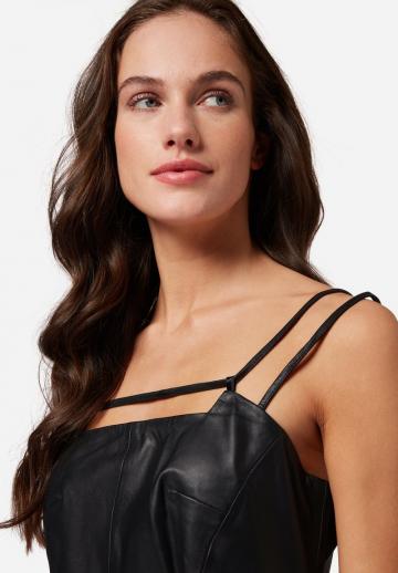 Платье футляр