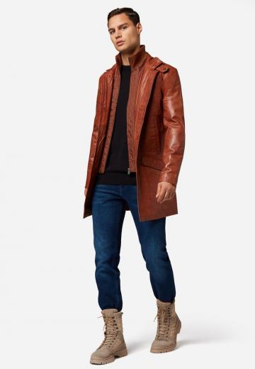 Короткое пальто