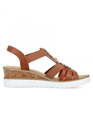 Босоножки на танкетке