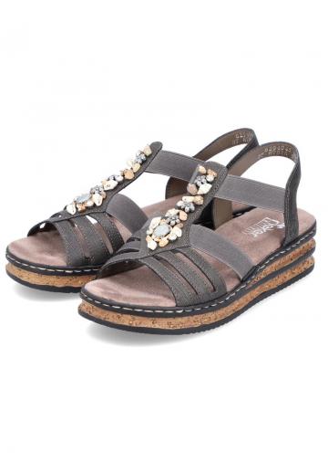 Босоножки на танкетке