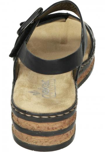 Босоножки на танкетке