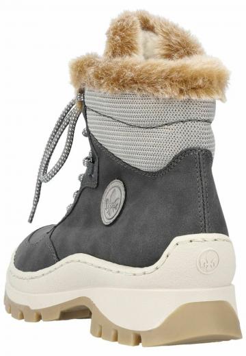 Ботинки на шнуровке