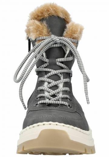 Ботинки на шнуровке