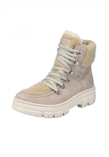 Ботинки на шнуровке