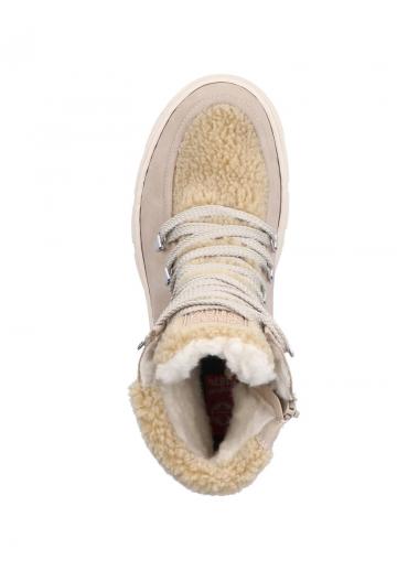 Ботинки на шнуровке