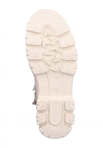 Ботинки на шнуровке