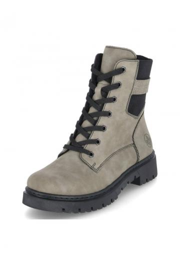 Ботинки на шнуровке