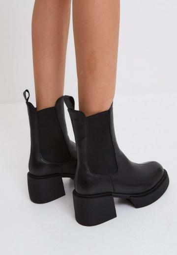 Ботинки челси