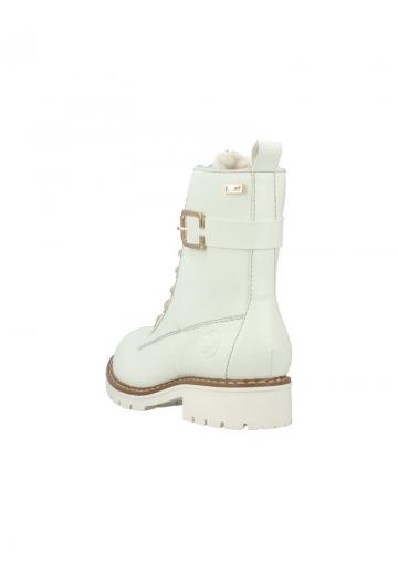 Ботинки на шнуровке