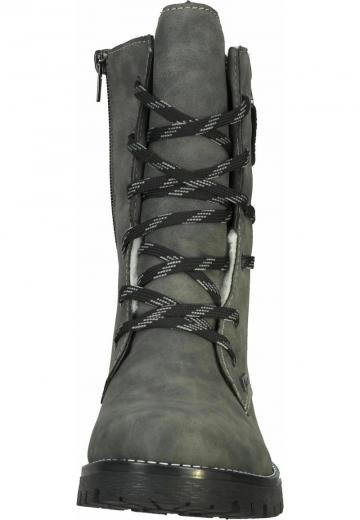 Зимние ботинки