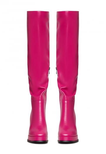 Высокие сапоги