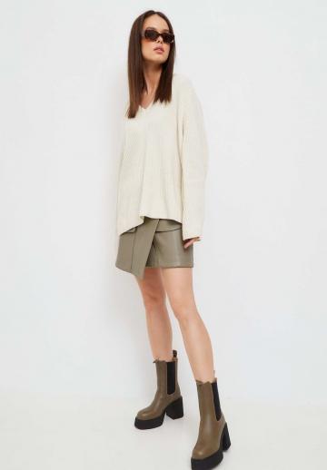 Полусапожки на высоком каблуке