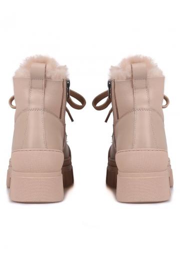 Зимние ботинки