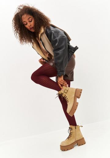 Ботинки на шнуровке