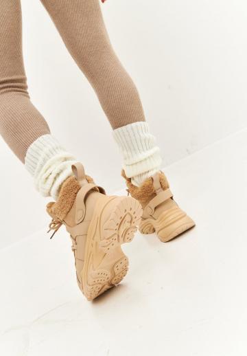 Зимние ботинки