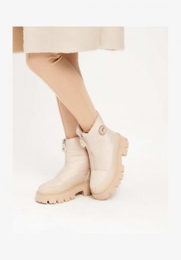 Зимние ботинки