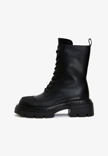 Зимние ботинки