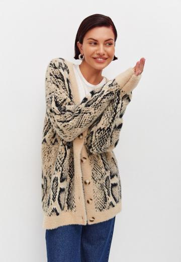 Жаккардовая вязаная кофта