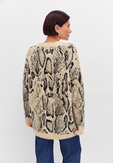 Жаккардовая вязаная кофта