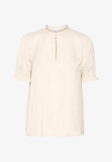 Атласная блузка