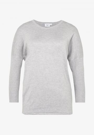 Пуловер с рукавом три четверти