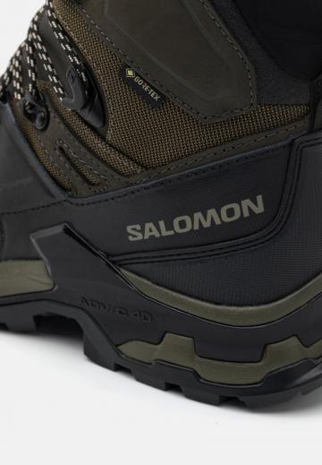 Походные ботинки