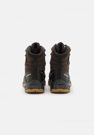 Походные ботинки