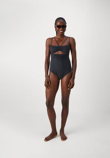 Купальное платье