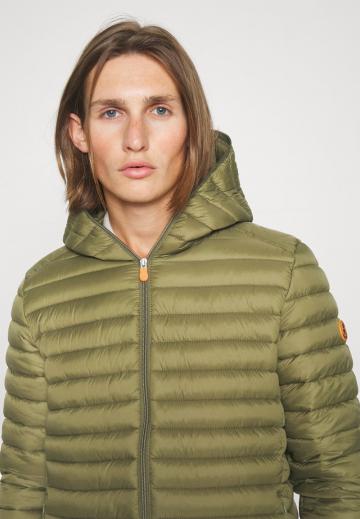 Зимняя куртка