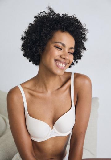 Бюстгальтер