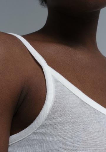 Топ на бретельках