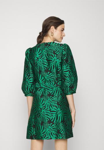 Летнее платье