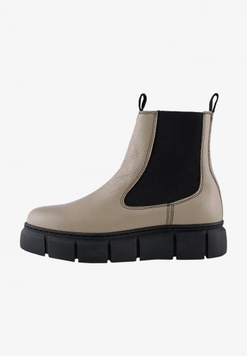 Ботинки челси