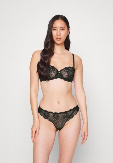 Бюстгальтер на косточках