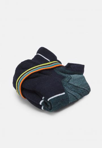 Короткие носки