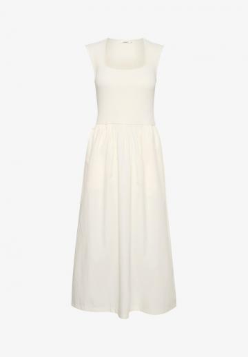 Длинное платье