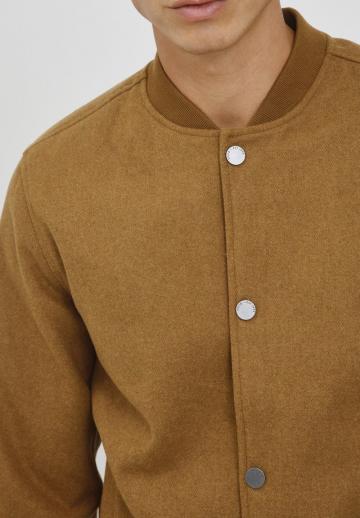 Куртка бомбер