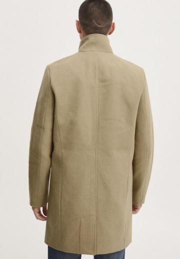 Шерстяное пальто