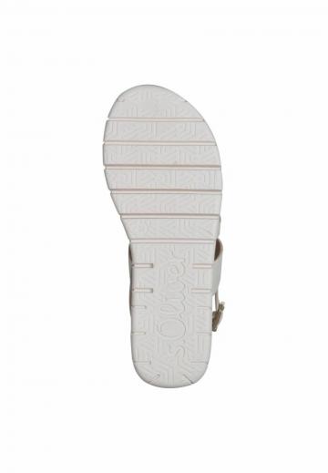 Босоножки на танкетке