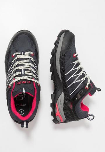 Походная обувь