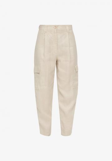 Брюки с накладными карманами