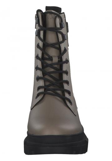 Ботинки на шнуровке