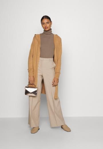 Длинный кардиган