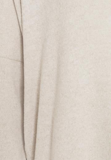 Длинный пуловер