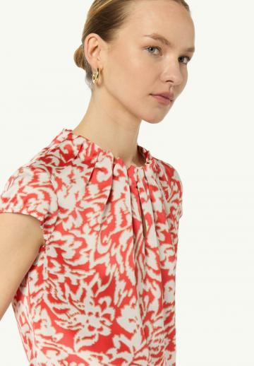 Атласная блузка