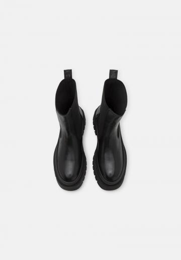 Ботинки челси