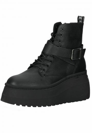 Сапожки на танкетке